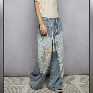 *NWT* POL Boho Floral Patchwork Light Blue Wide-Leg Jean Pants Sz Small